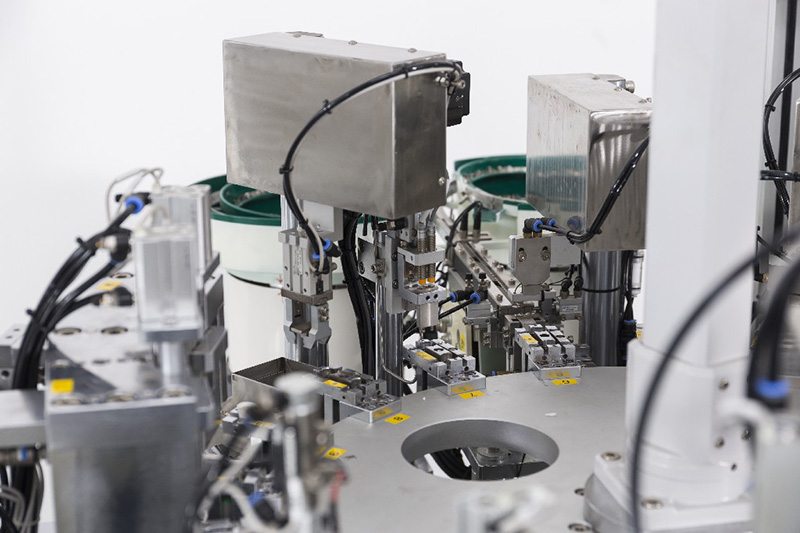 KSD301 thermostat semi-finished product assembly machine (7)